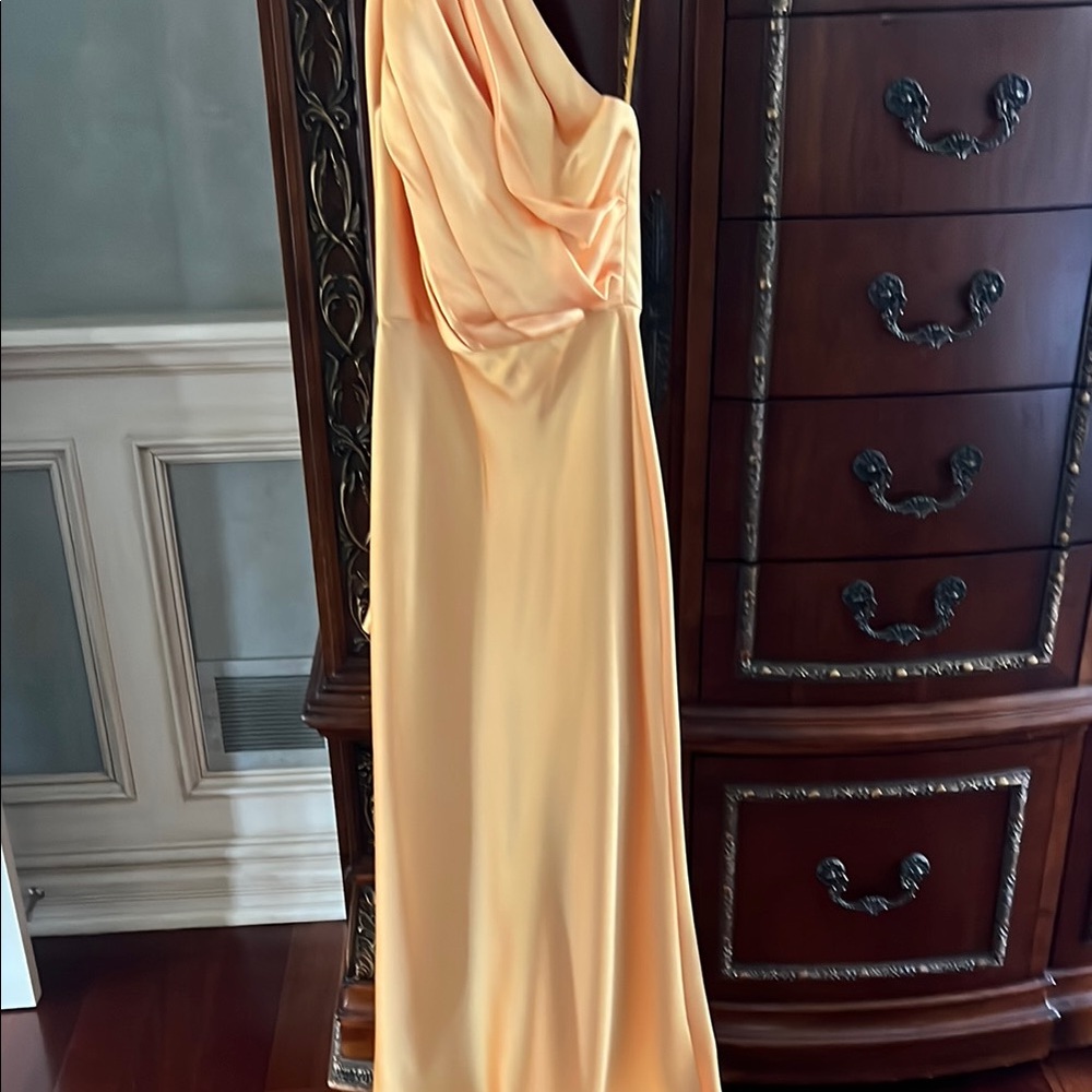 Elegant Yellow Evening Gown